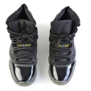 Air Jordan Black and White Size Tag Detail